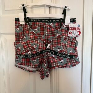 Peanuts Snoopy Wreath Bra and Boxer Set